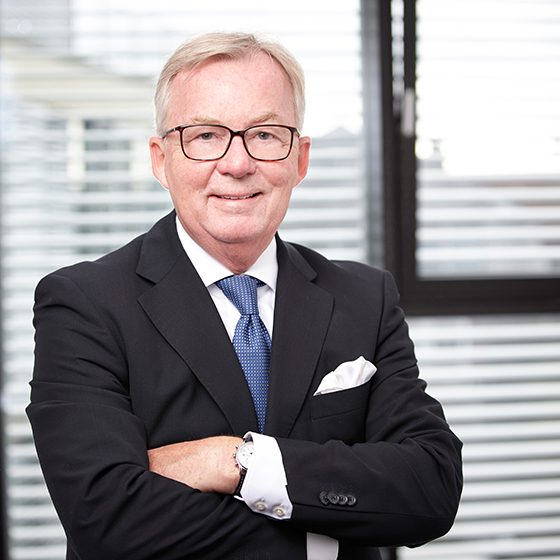 Manfred-Deues_Pressefoto-2_840px
