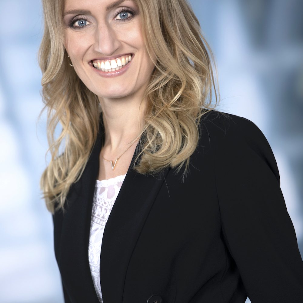 SKP0722 Portrait Linda Vollberg klein.jpeg