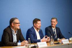 Pressekonferenzen zum Innovator des Jahres, 15.11.2024 | Deutsche Innovationswoche 2024 | Fotocredit: INNOVATOR DES JAHRES / Zübeyde Kopp, studioZeta